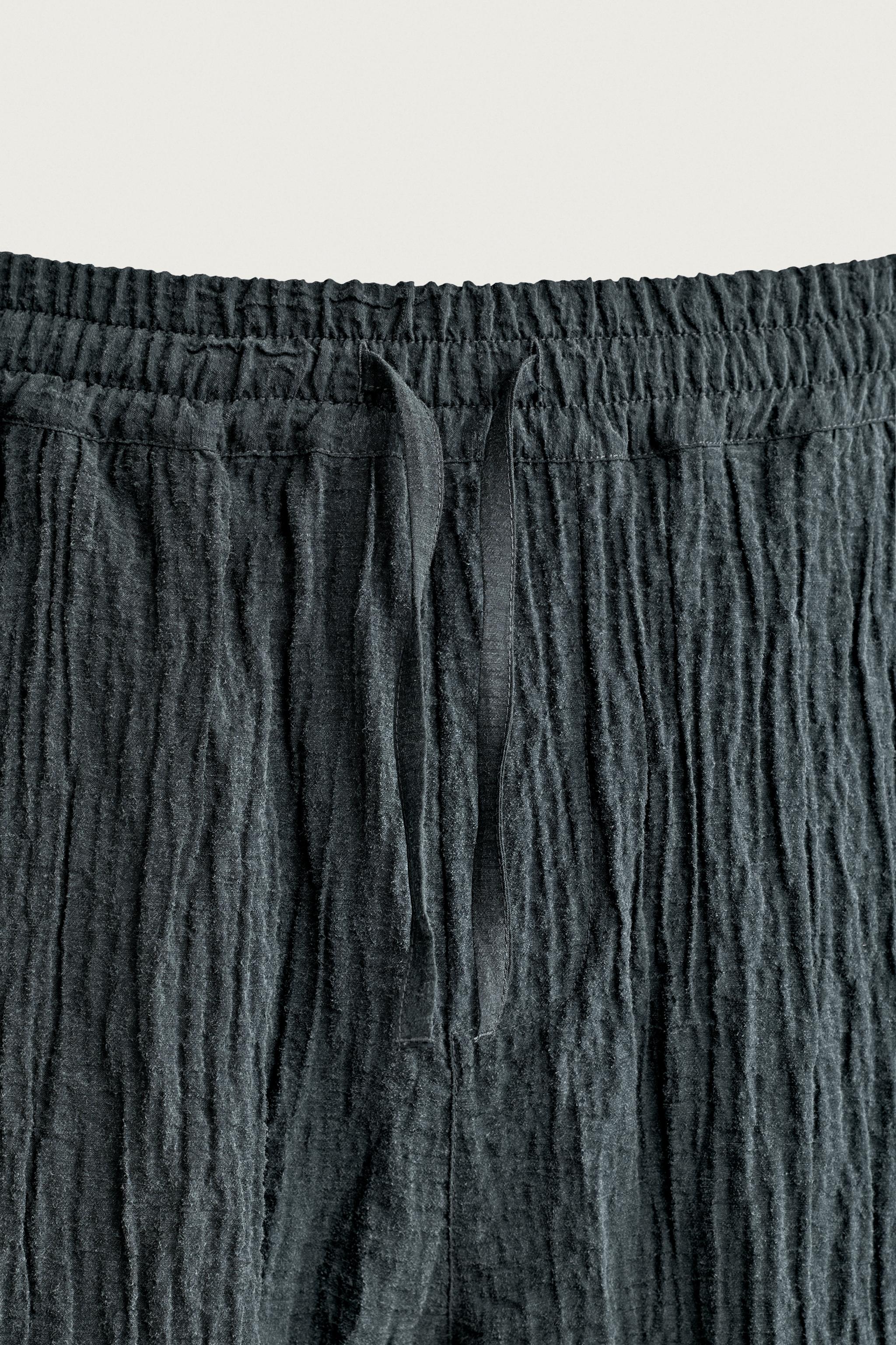 BERMUDA COUPE DÉCONTRACTÉE EFFET RELIEF